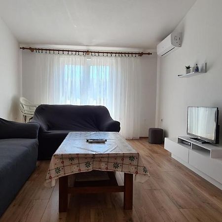 Apartments Jele Baska  Exterior photo