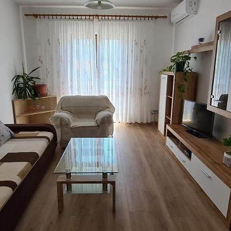 Apartments Jele Baska  Exterior photo