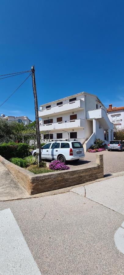 Apartments Jele Baska  Exterior photo