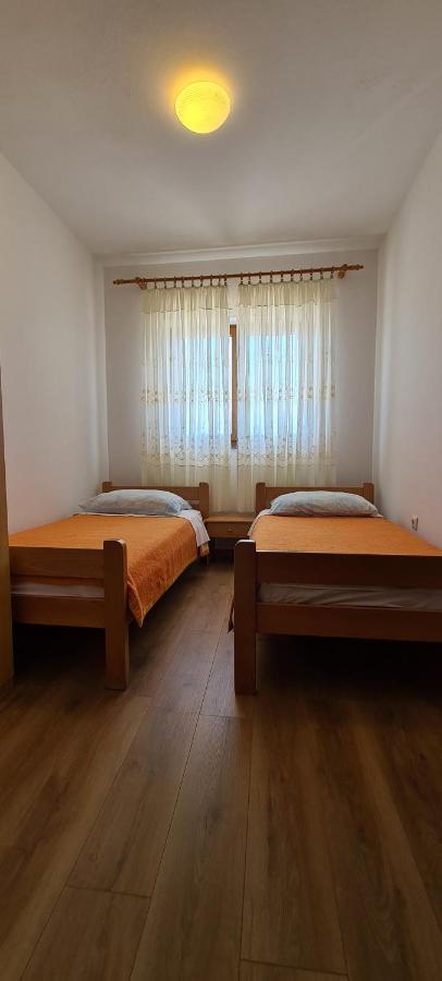 Apartments Jele Baska  Exterior photo